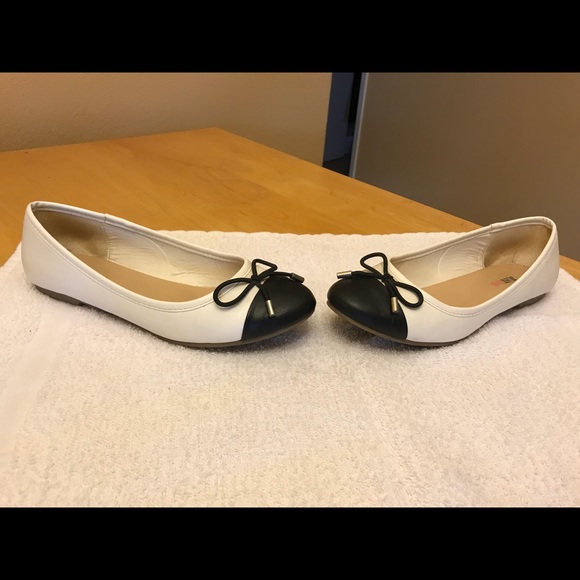 Just Fab ballet flats - Picture 2 of 4